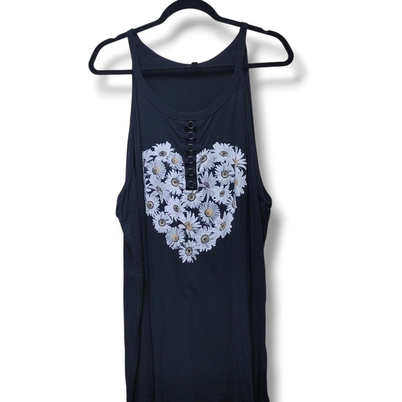 torrid Tops - Torrid Plus Size 4, Black Daisy Heart O-Ring Goddess Tank
